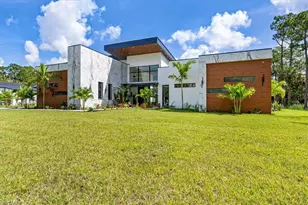360 3rd St NW, Naples, FL 34120 - Photo 3