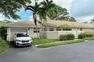 337 Emerald Bay Cir, Naples, FL 34110 - Photo 25