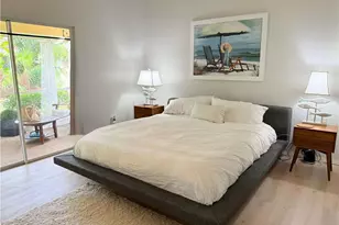 337 Emerald Bay Cir, Naples, FL 34110 - Photo 5