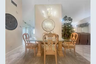 6046 Westbourgh Dr, Naples, FL 34112 - Photo 5