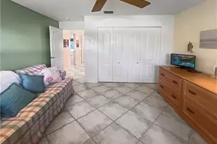 6046 Westbourgh Dr, Naples, FL 34112 - Photo 37