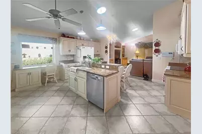 6046 Westbourgh Dr, Naples, FL 34112 - Photo 15