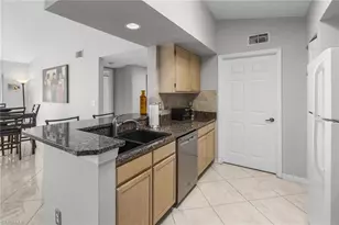 4610 St Croix Ln, Naples, FL 34109 - Photo 9
