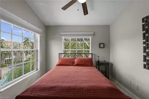 4610 St Croix Ln, Naples, FL 34109 - Photo 15