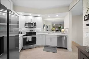 1044 Woodshire Ln, Naples, FL 34105 - Photo 11