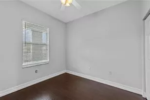 519 Roma Ct, Naples, FL 34110 - Photo 3