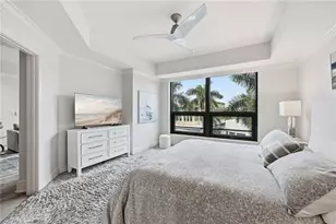 9115 Strada Pl, Naples, FL 34108 - Photo 9