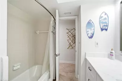 560 Cypress Way E, Naples, FL 34110 - Photo 15