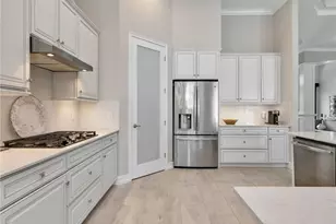 2227 Somerset Pl, Naples, FL 34120 - Photo 15