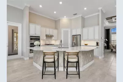 2227 Somerset Pl, Naples, FL 34120 - Photo 13