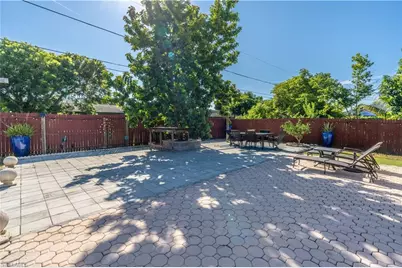 1990 48th St SW, Naples, FL 34116 - Photo 45