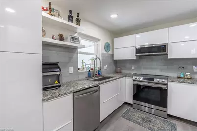1990 48th St SW, Naples, FL 34116 - Photo 23