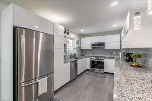 1990 48th St SW, Naples, FL 34116 - Photo 15