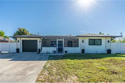 1990 48th St SW, Naples, FL 34116 - Photo 7