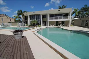 185 Santa Clara Dr, Naples, FL 34104 - Photo 15