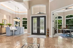 4810 Sycamore Dr, Naples, FL 34119 - Photo 11