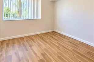 1810 Florida Club Cir, Naples, FL 34112 - Photo 11