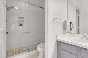 680 Wiggins Lake Dr, Naples, FL 34110 - Photo 17