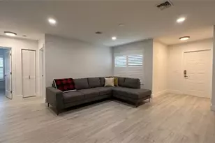 2237 River Reach Dr, Naples, FL 34104 - Photo 13