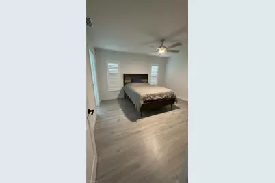 2237 River Reach Dr, Naples, FL 34104 - Photo 25
