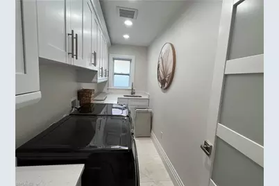 648 100th Ave N, Naples, FL 34108 - Photo 9