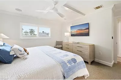 229 7th Ave S #201, Naples, FL 34102 - Photo 23