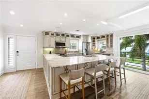 229 7th Ave S, Naples, FL 34102 - Photo 11
