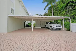 229 7th Ave S, Naples, FL 34102 - Photo 35