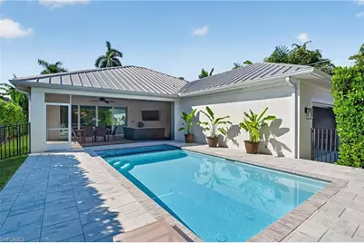 1131 7th Ave N, Naples, FL 34102 - Photo 31