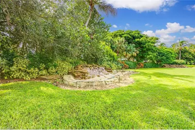 8074 Players Cove Dr #101, Naples, FL 34113 - Photo 25