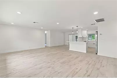 1719 Margate Blvd, Lehigh Acres, FL 33936 - Photo 5