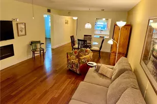200 Valley Stream Dr, Naples, FL 34113 - Photo 7