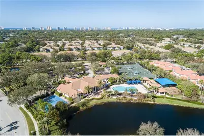 8069 San Vista Cir, Naples, FL 34109 - Photo 21