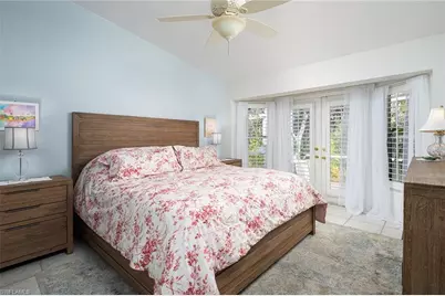 8069 San Vista Cir, Naples, FL 34109 - Photo 11