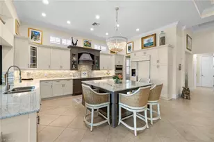 12388 Wisteria Dr, Naples, FL 34120 - Photo 15