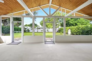 3512 Okeechobee St, Naples, FL 34112 - Photo 39