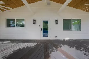 3512 Okeechobee St, Naples, FL 34112 - Photo 9