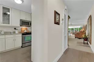 215 3rd Ave S, Naples, FL 34102 - Photo 11