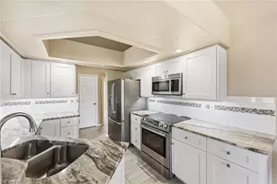 13251 Sherburne Cir, Bonita Springs, FL 34135 - Photo 11