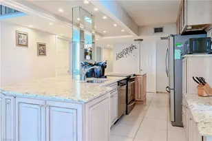 4001 Gulf Shore Blvd N, Naples, FL 34103 - Photo 13