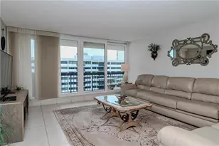 4001 Gulf Shore Blvd N, Naples, FL 34103 - Photo 7