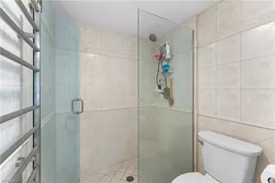 10482 Gulf Shore Dr, Naples, FL 34108 - Photo 23