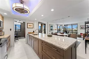 10482 Gulf Shore Dr, Naples, FL 34108 - Photo 3
