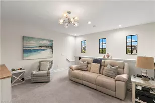 7527 Morgan Way, Naples, FL 34119 - Photo 17
