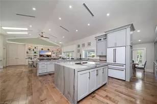 805 Lake Vista Ct, Naples, FL 34108 - Photo 11