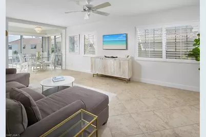 3070 Gulf Shore Blvd N #209, Naples, FL 34103 - Photo 5