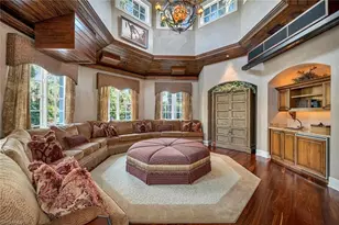 4453 Brynwood Dr, Naples, FL 34119 - Photo 5