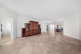 7117 Pelican Bay Blvd, Naples, FL 34108 - Photo 15