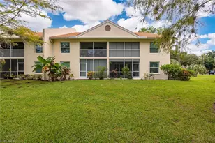 257 Robin Hood Cir, Naples, FL 34104 - Photo 23