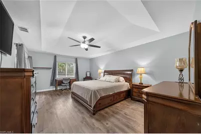 311 14th St SE, Naples, FL 34117 - Photo 9